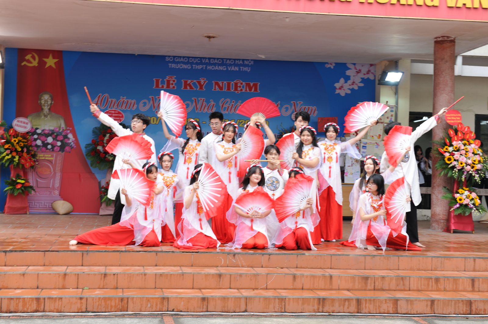 Hoạt động 2